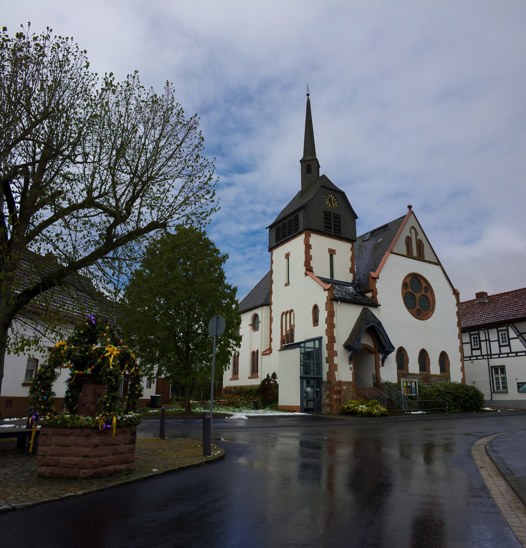 2017-04-17 - Kirche Osterbrunnen 01.jpg